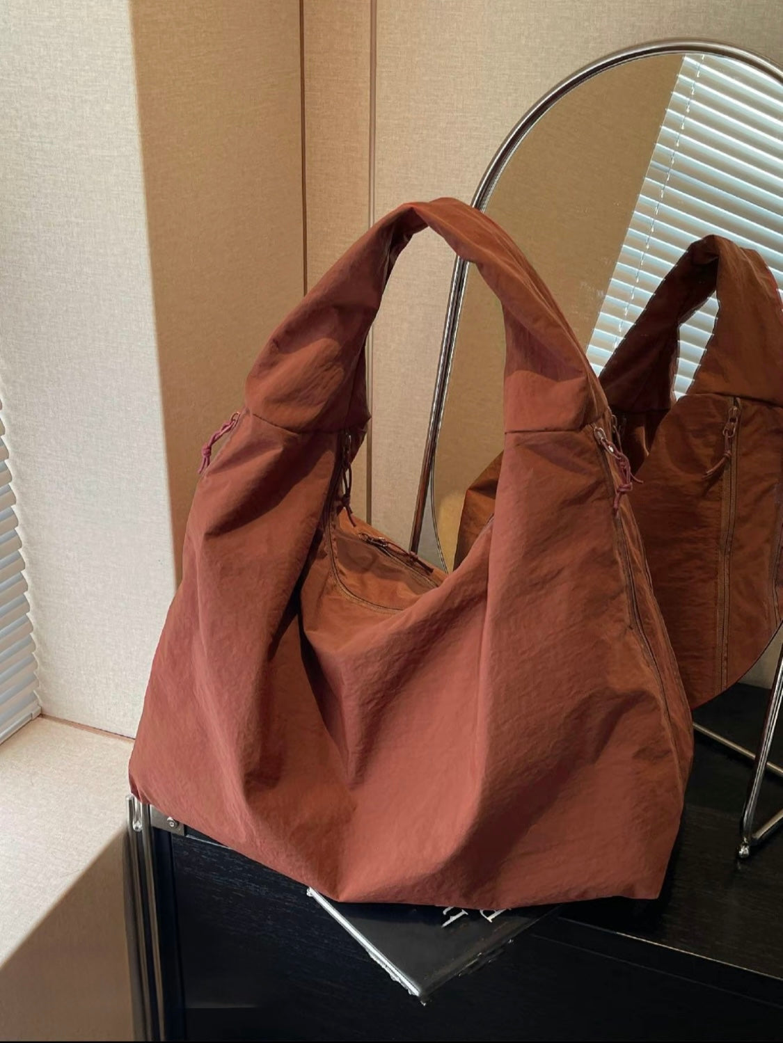 7MNST Terra Tote bag