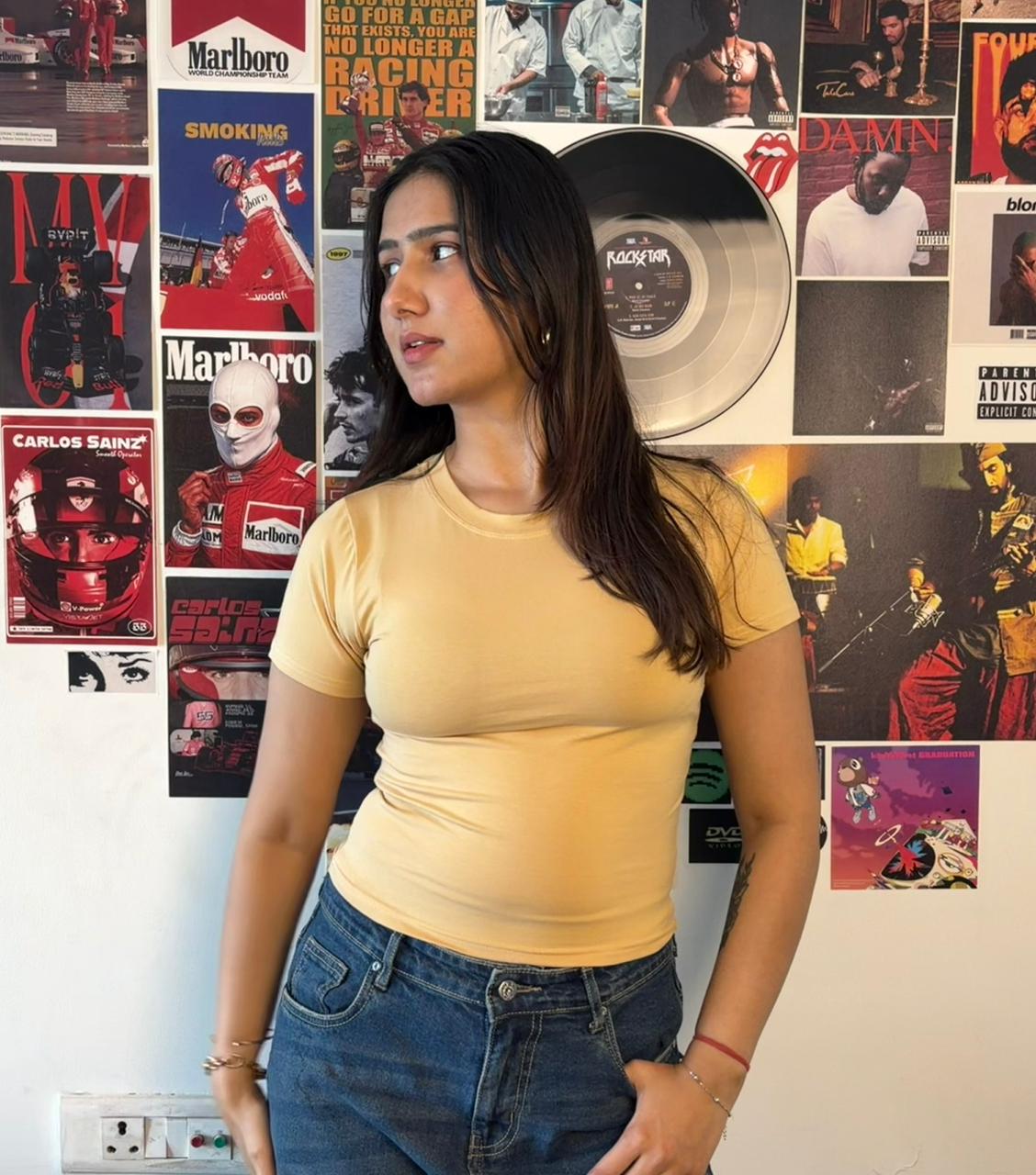 HONEY LADY BABY Tシャツ　Ｍサイズ Yellow Baby Tee – FEMENEST